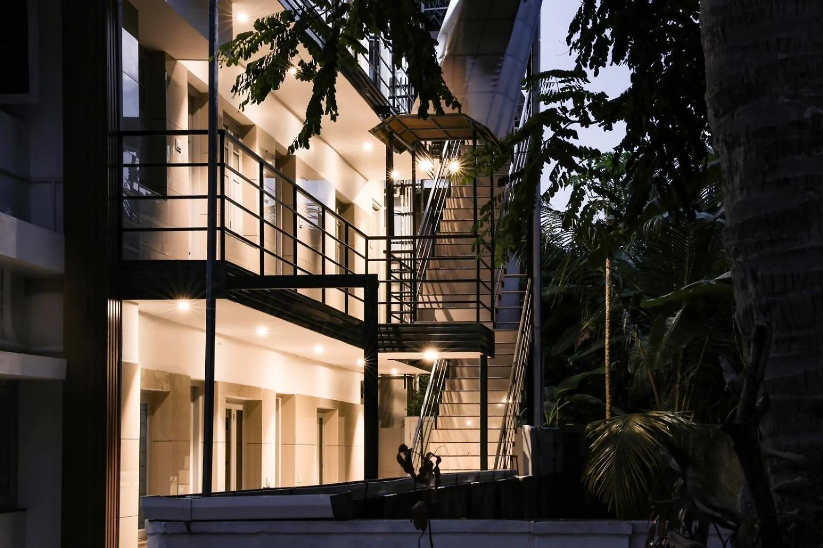 Asian Nest Serviced Apartments Kochi